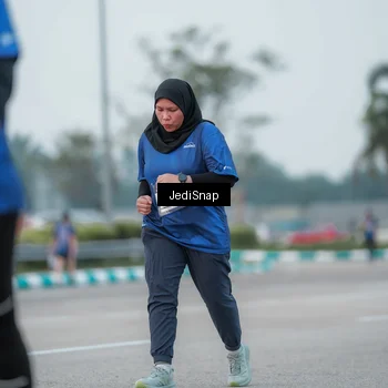 Runner Photo 7551685