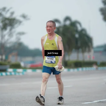 Runner Photo 7551693