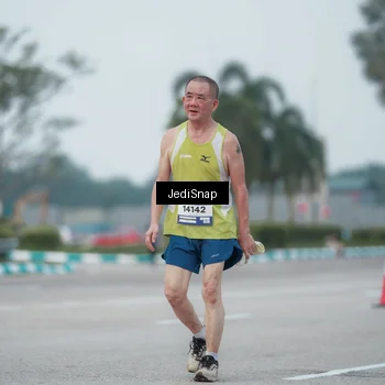 Runner Photo 7551701