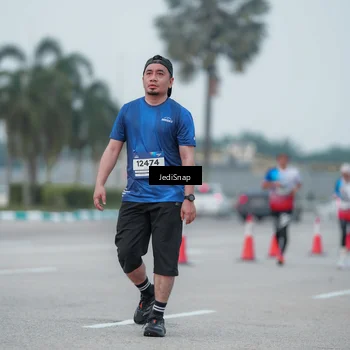 Runner Photo 7551704