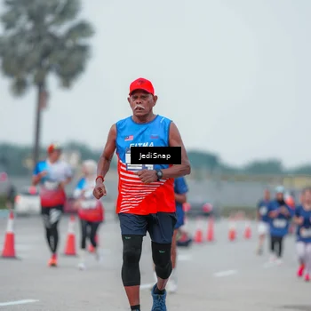 Runner Photo 7551707