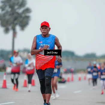 Runner Photo 7551714