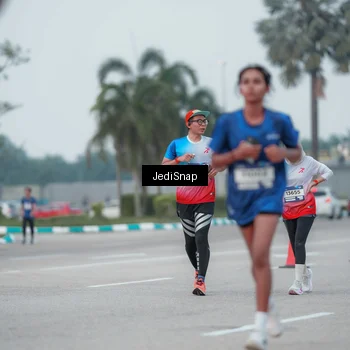 Runner Photo 7551716