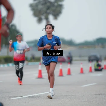 Runner Photo 7551720