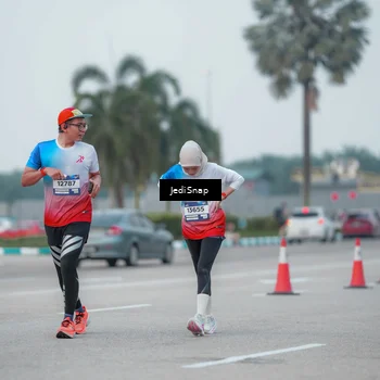 Runner Photo 7551726