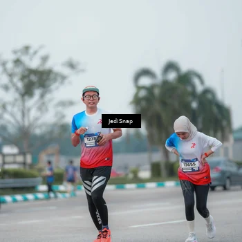 Runner Photo 7551728