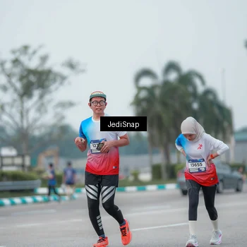 Runner Photo 7551731