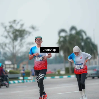 Runner Photo 7551732
