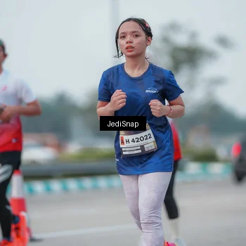 Runner Photo 7551733