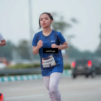 Runner Photo 7551734