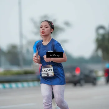 Runner Photo 7551735