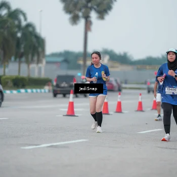 Runner Photo 7551742
