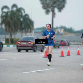 Runner Photo 7551745