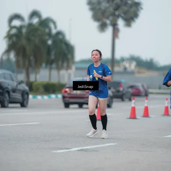 Runner Photo 7551749