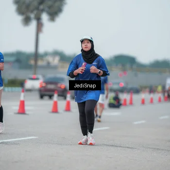 Runner Photo 7551753