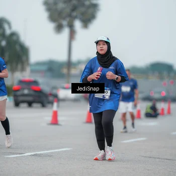 Runner Photo 7551758