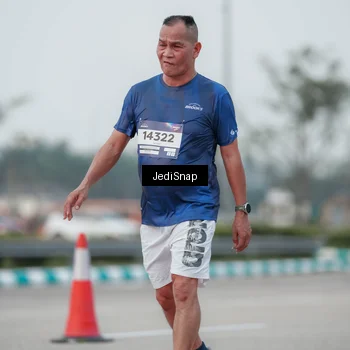 Runner Photo 7551767