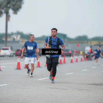 Runner Photo 7551769