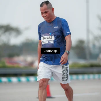 Runner Photo 7551771