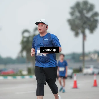 Runner Photo 7551782