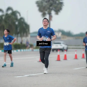 Runner Photo 7551794
