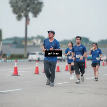 Runner Photo 7551797