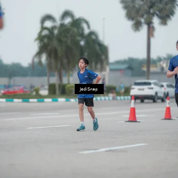 Runner Photo 7551799