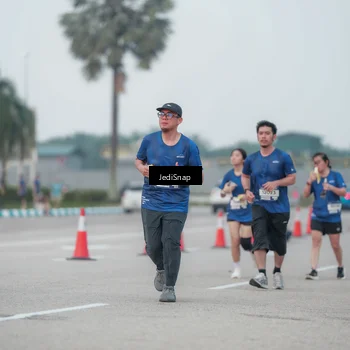 Runner Photo 7551801