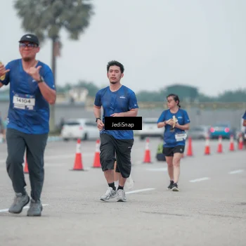 Runner Photo 7551807