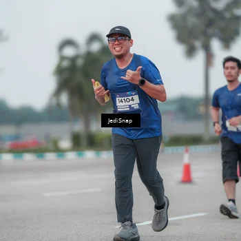 Runner Photo 7551809