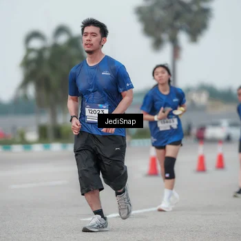 Runner Photo 7551819