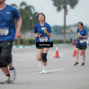 Runner Photo 7551824