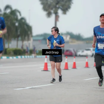 Runner Photo 7551827