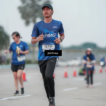 Runner Photo 7551829