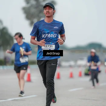Runner Photo 7551838