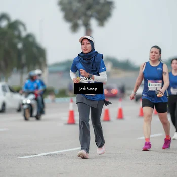 Runner Photo 7551847