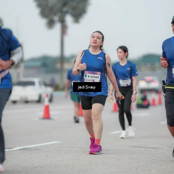 Runner Photo 7551851