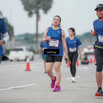 Runner Photo 7551852