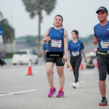 Runner Photo 7551853