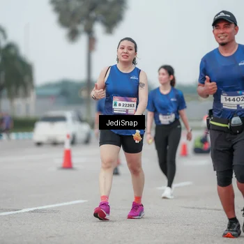Runner Photo 7551854