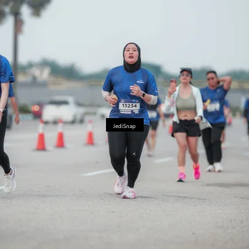Runner Photo 7551861