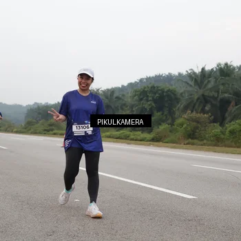 Runner Photo 7551865