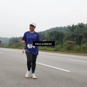 Runner Photo 7551866