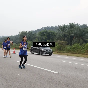 Runner Photo 7551871