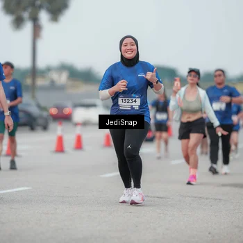 Runner Photo 7551879