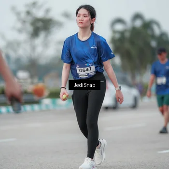 Runner Photo 7551886