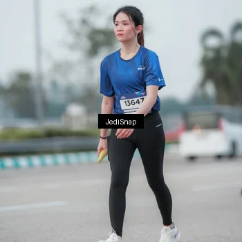 Runner Photo 7551888