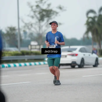 Runner Photo 7551894