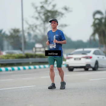 Runner Photo 7551899