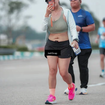 Runner Photo 7551900